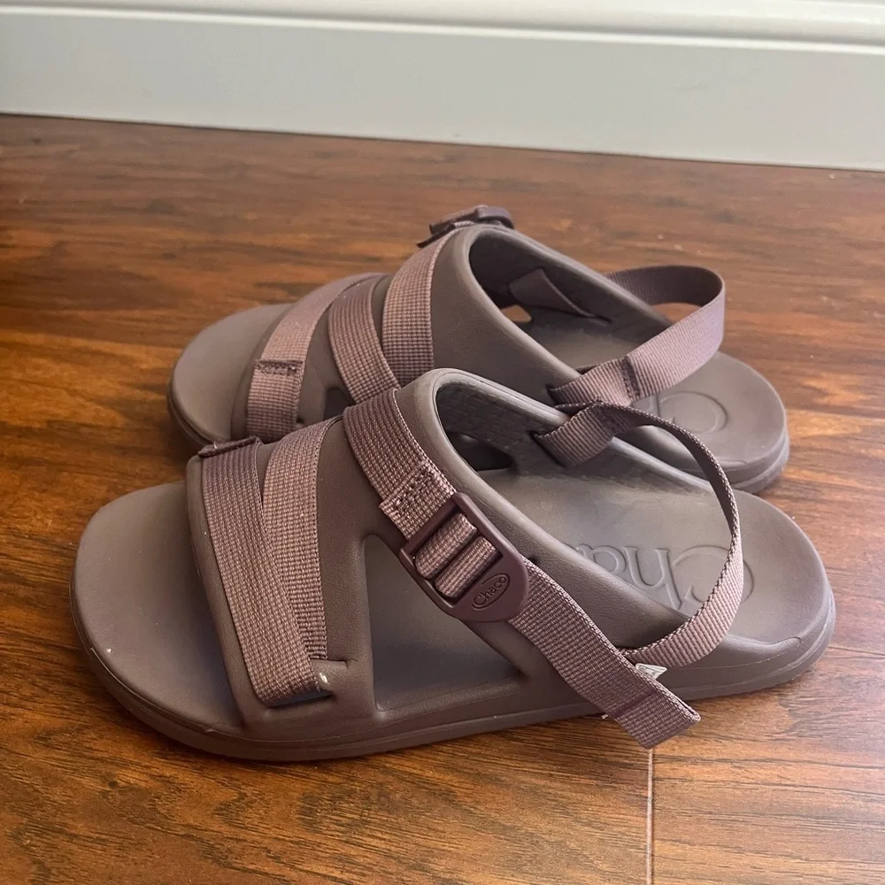 Chaco Chillos Sport Sandals - Women’s Size 7 lavender/mulberry color - Picture 3 of 10